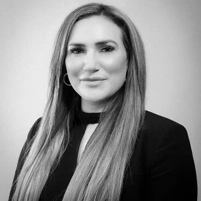 Portrait of Amanda Carbone paralegal perth